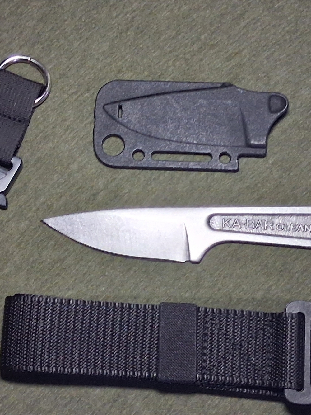 KA-BAR Fixed Blade Knife with Black Tactical Belt And Key Chain Bundle
